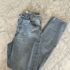 ABERCROMBIE HIGH RISE CURVE LOVE SLIM JEANS - 30/10 EXTRA LONG